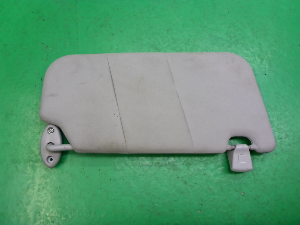 Козырек солнцезащитный