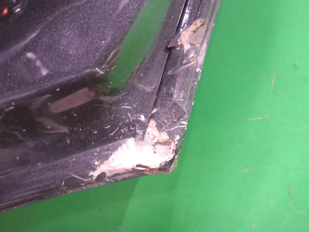 Дверь задняя правая