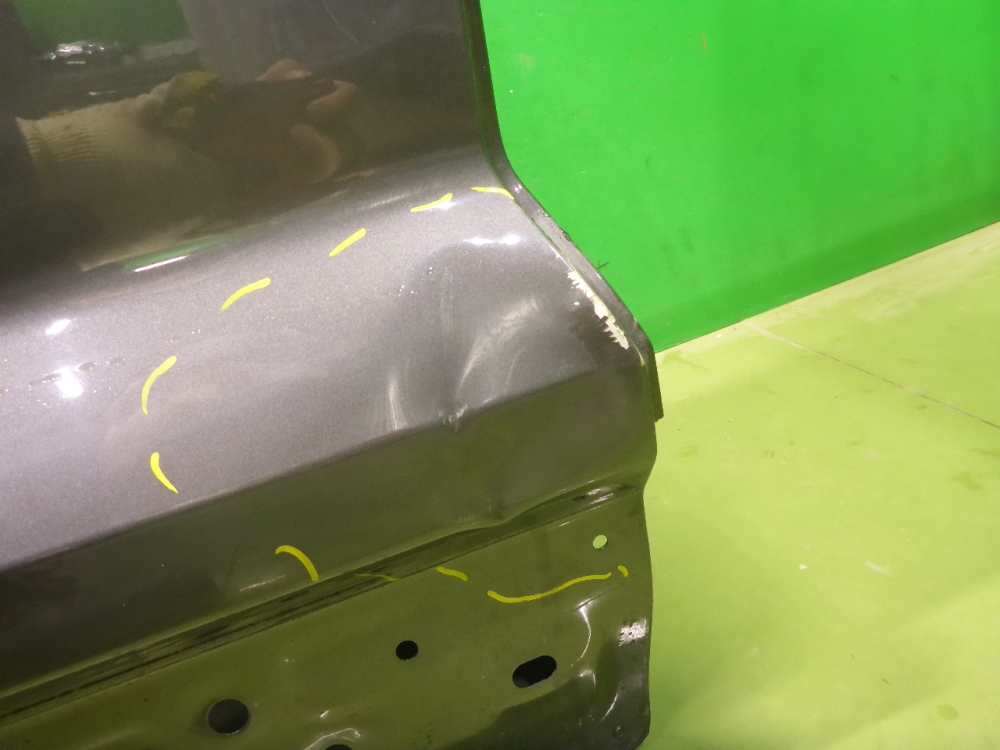 Дверь задняя правая