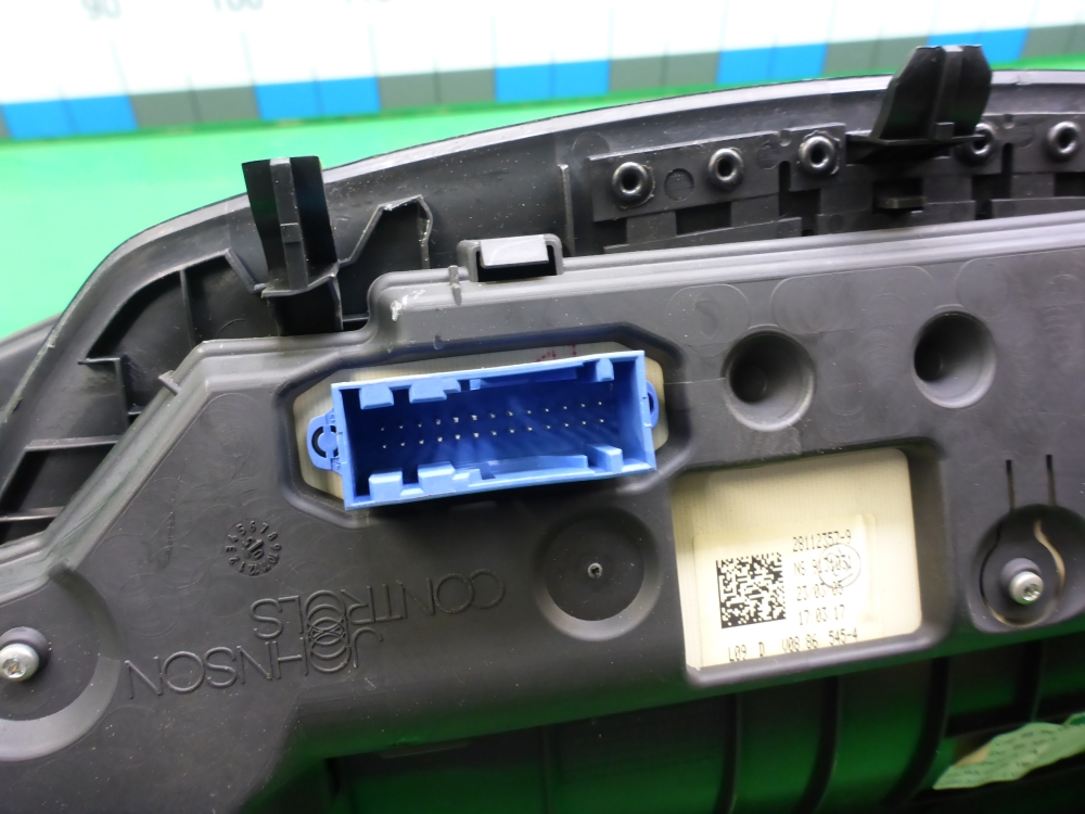 Панель приборов