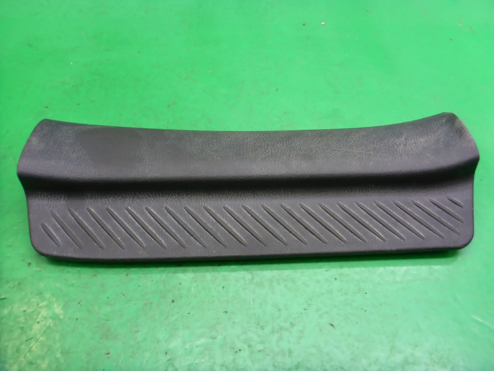 Накладка порога (внутренняя)