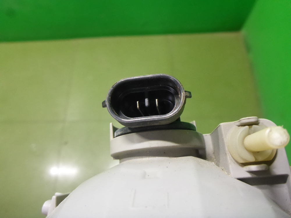 Фара противотуманная левая