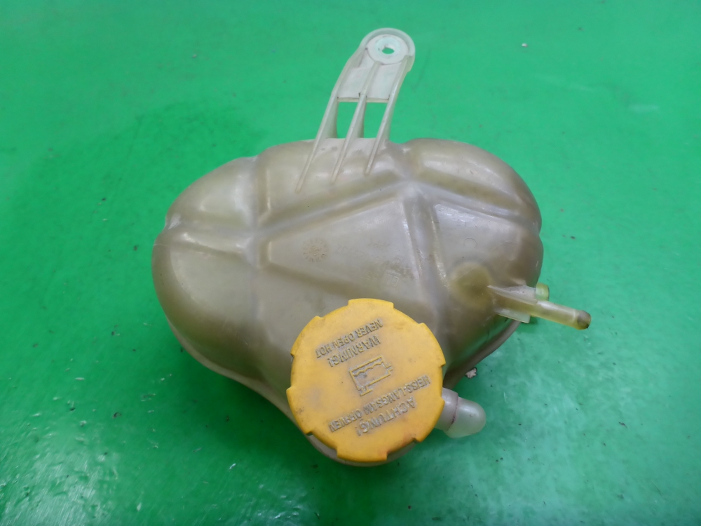 Бачок расширительный