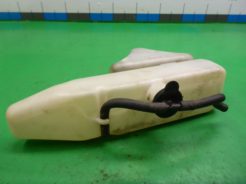 Бачок расширительный