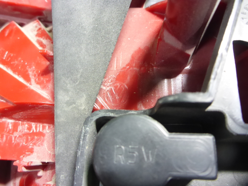 Фонарь задний внутренний правый