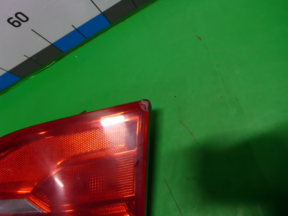 Фонарь задний внутренний правый