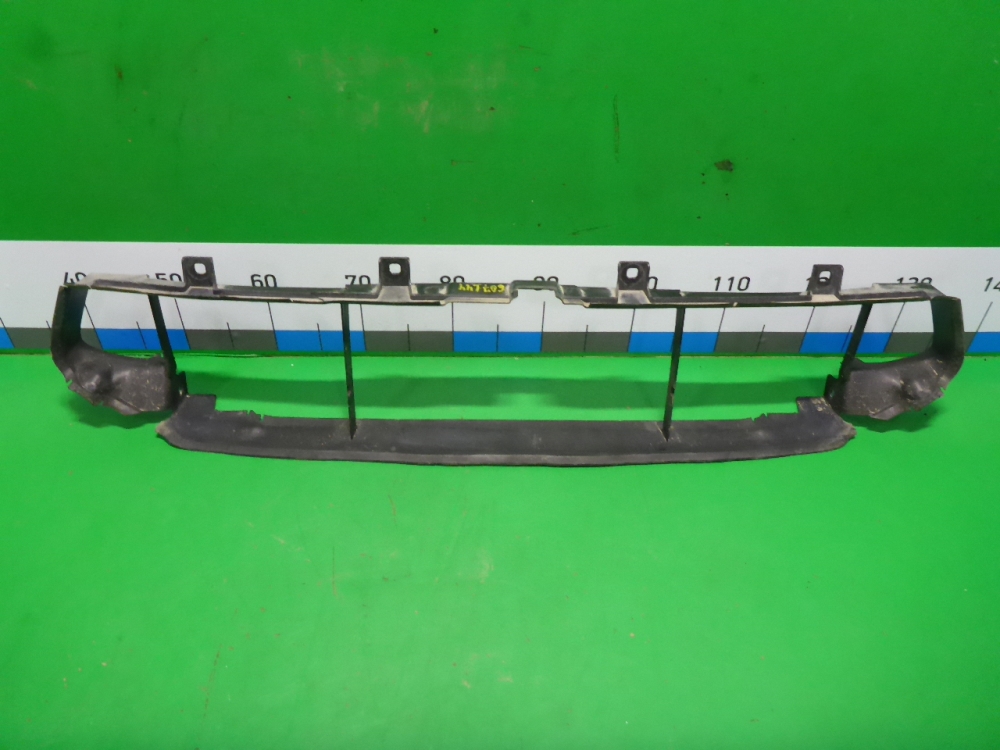 Воздуховод радиатора нижний