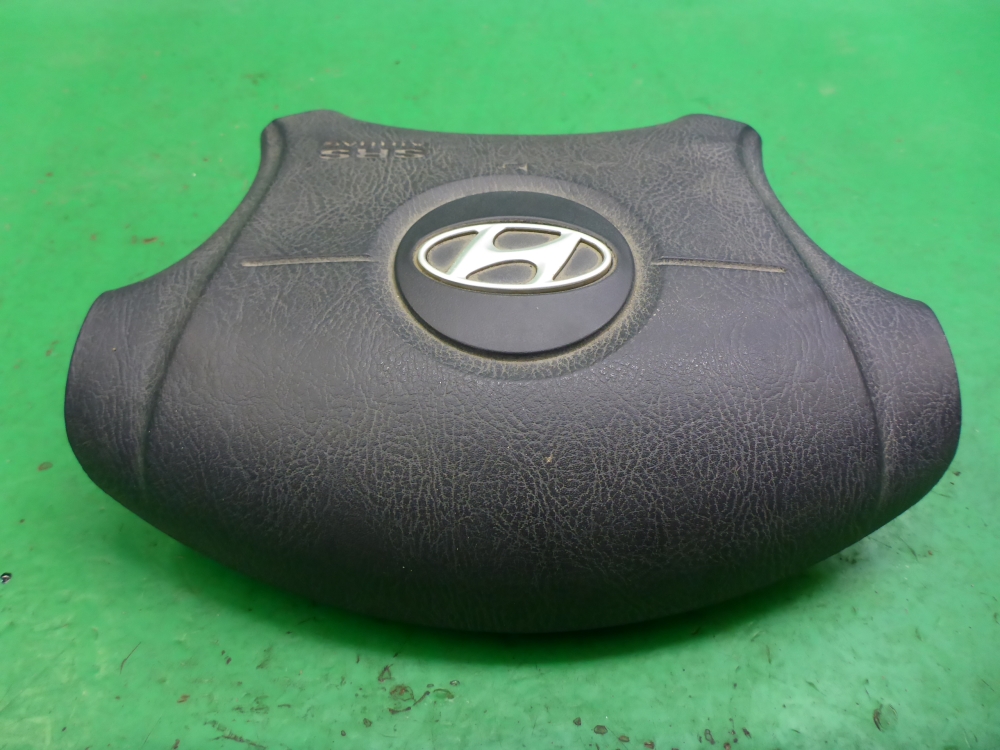 Подушка безопасности в рулевое колесо