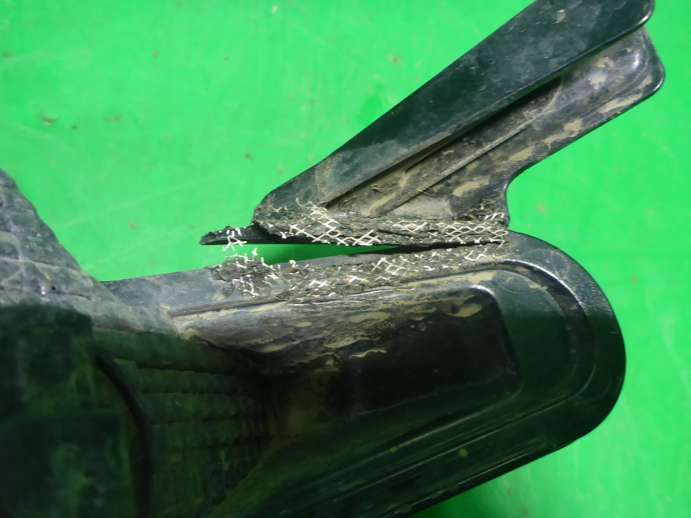 Фара противотуманная правая