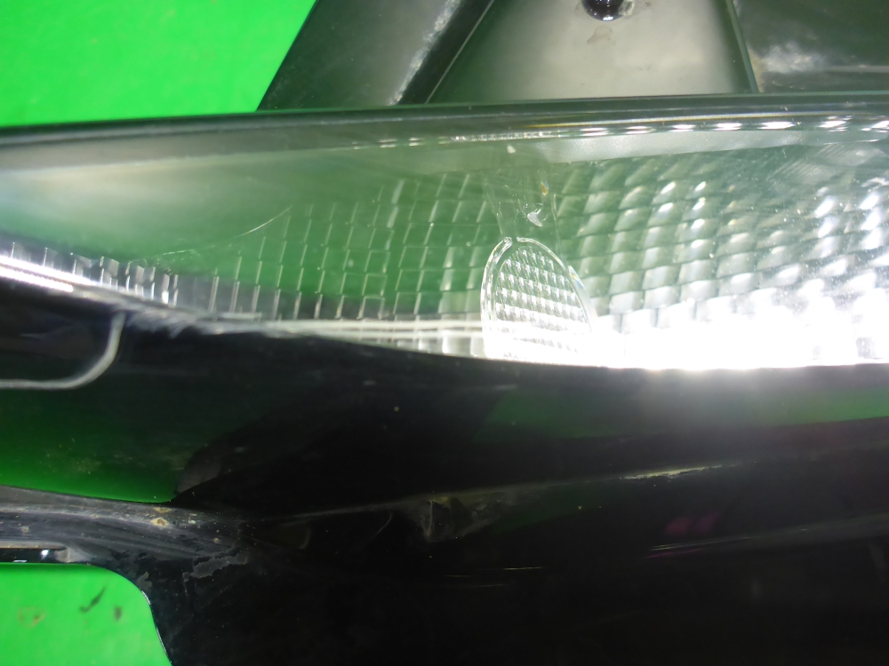 Фара противотуманная правая