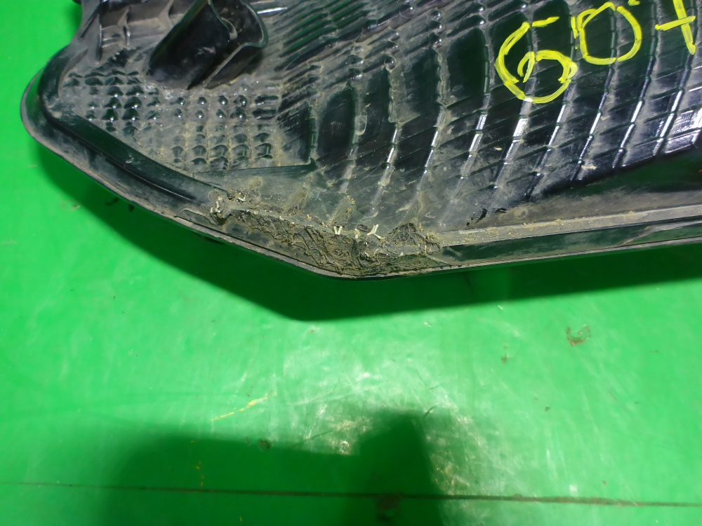 Фара противотуманная правая