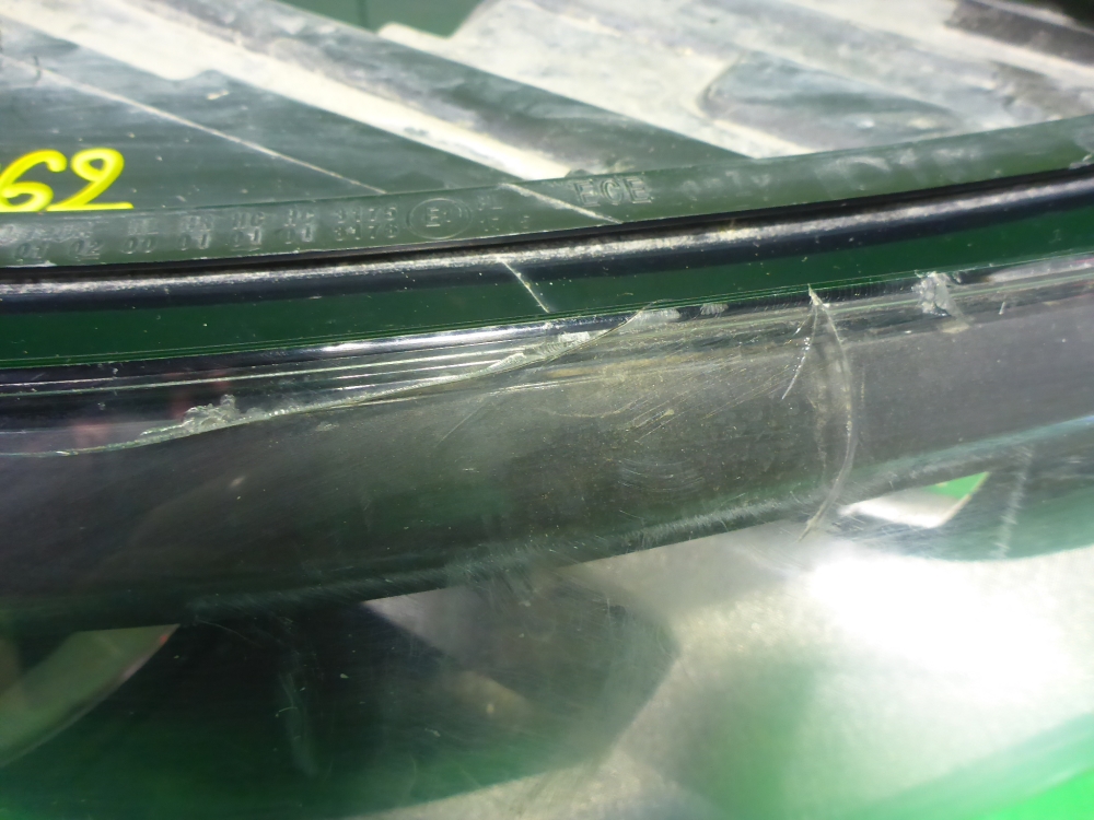 Фара правая