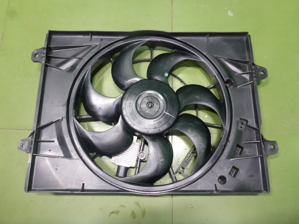 Вентилятор радиатора