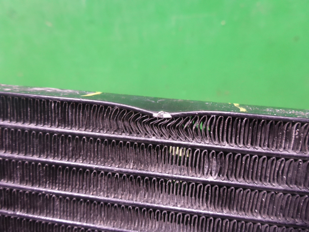 Радиатор кондиционера / конденсер