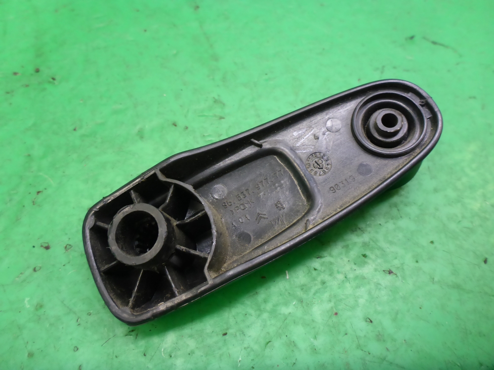 Ручка стеклоподъемника