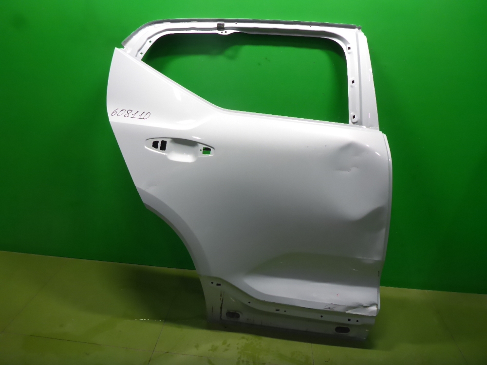 Дверь задняя правая