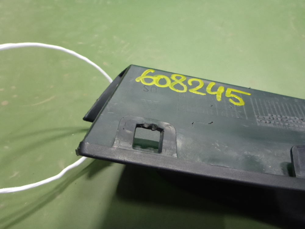 Накладка переднего бампера правая