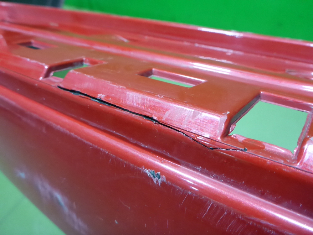 Бампер задний