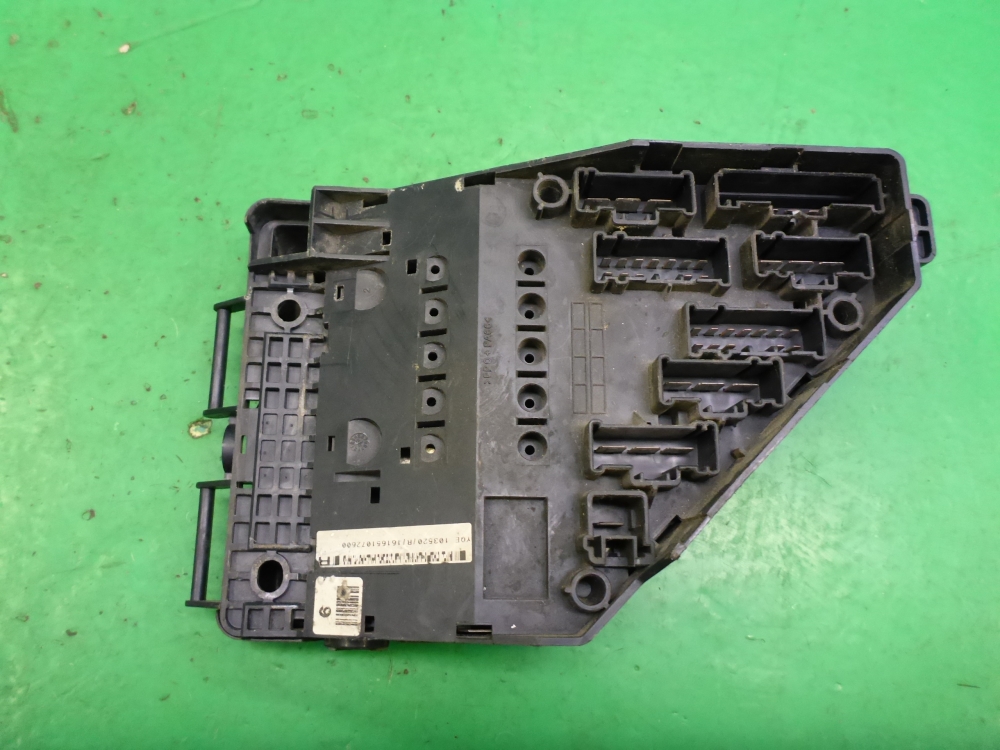 Блок предохранителей