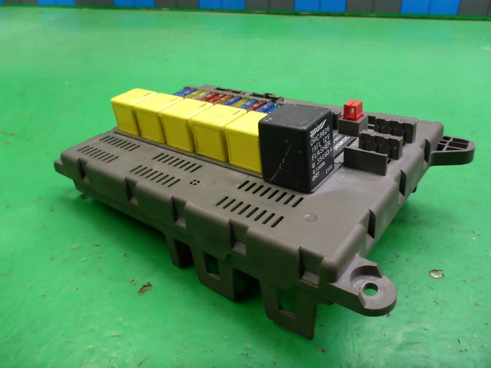 Блок предохранителей