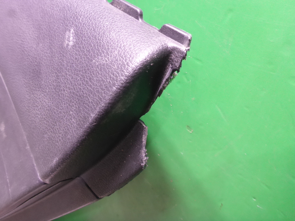 Обшивка двери задней правой