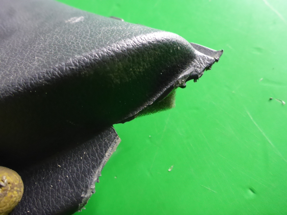 Обшивка двери задней правой