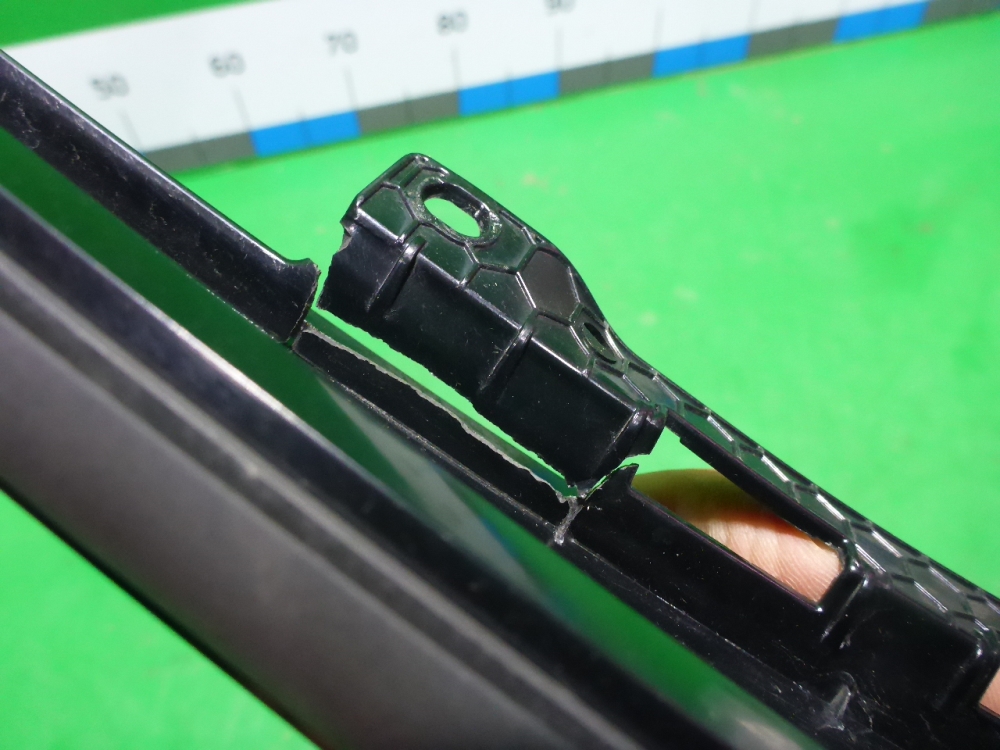 Накладка двери задней левой