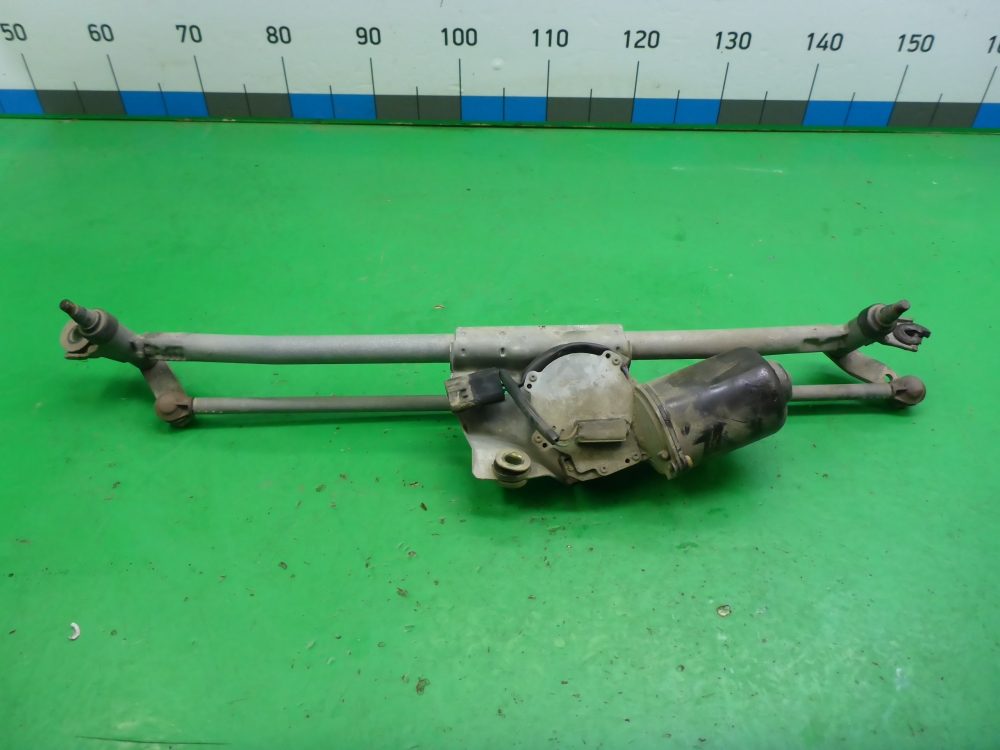 Трапеция стеклоочистителей