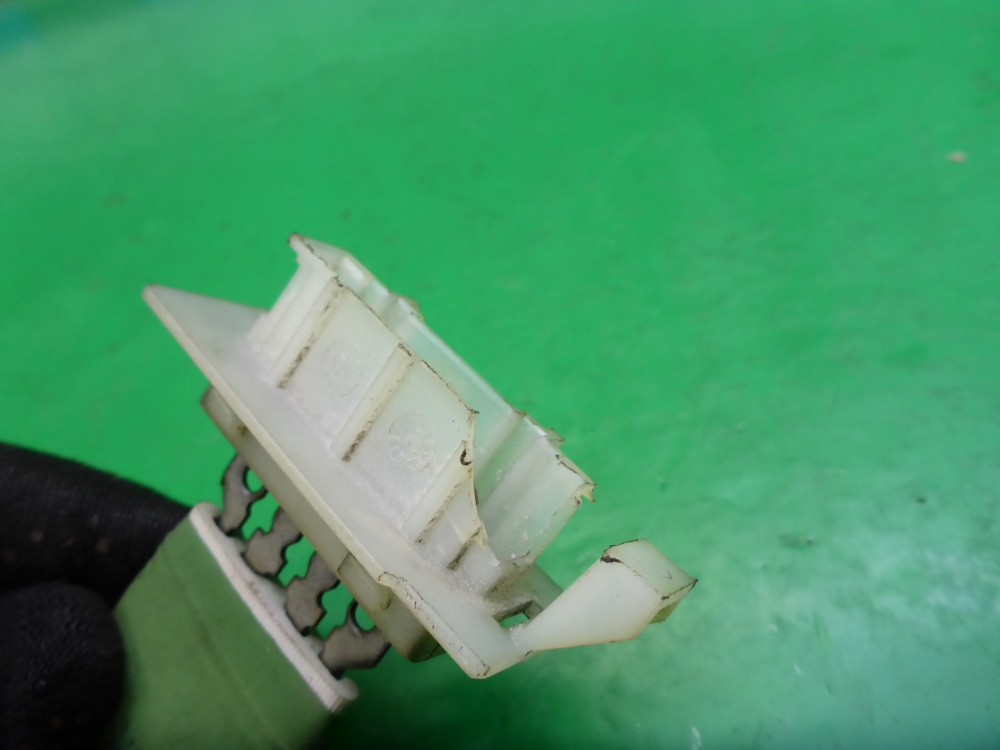 Резистор отопителя