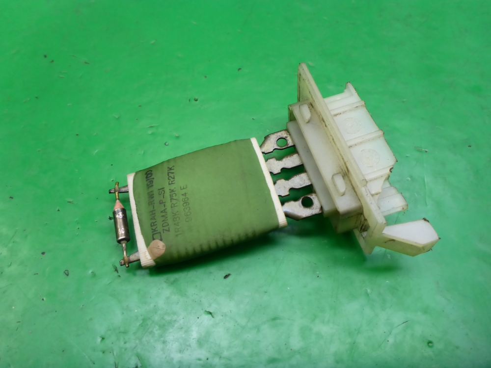 Резистор отопителя