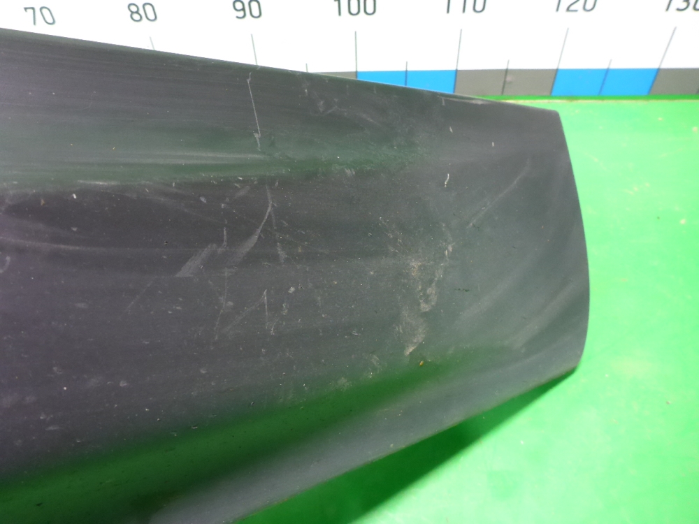 Накладка двери передней правой