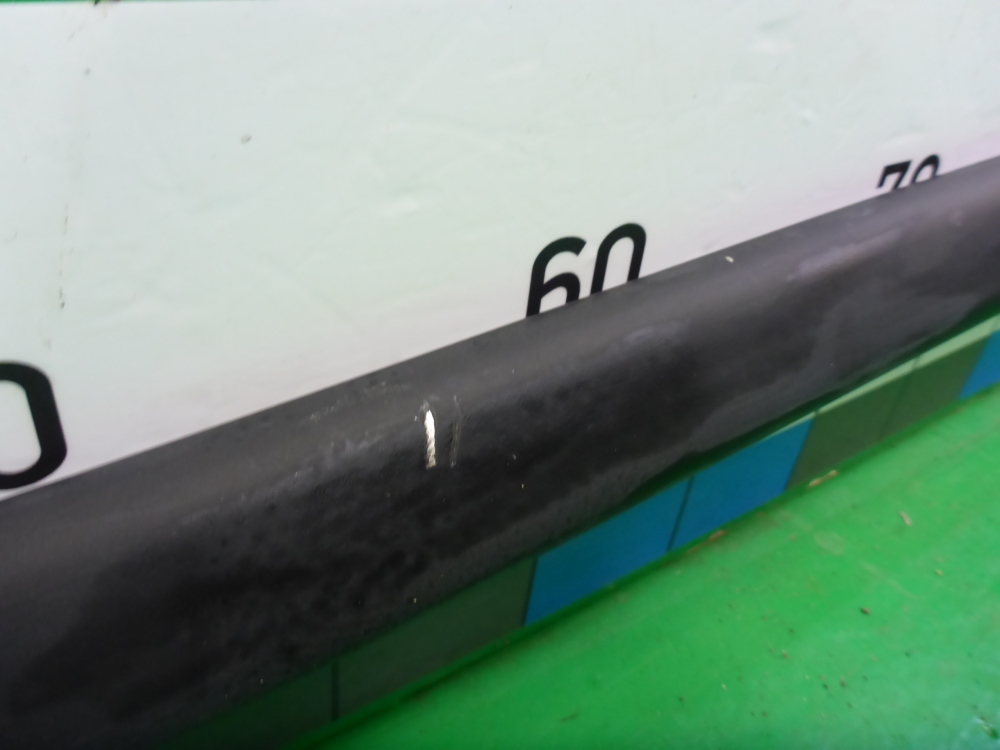 Рейлинг (релинг) правый (планка на крышу)