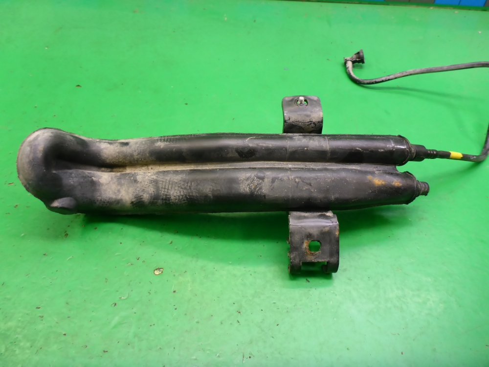 Трубка топливная