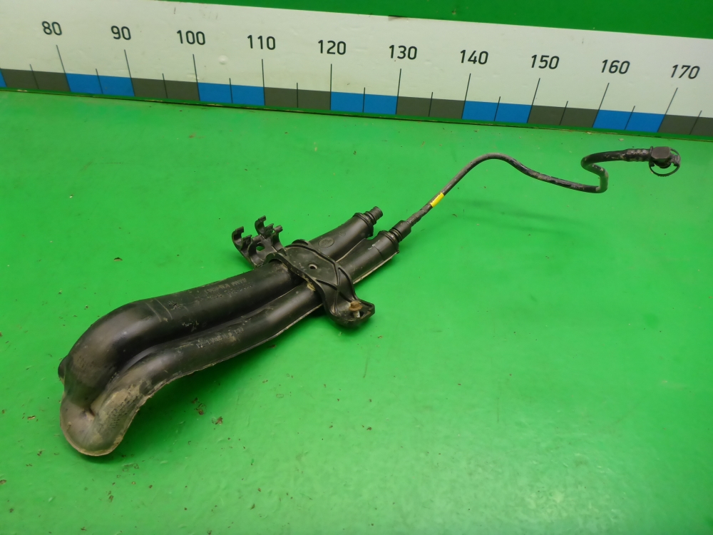 Трубка топливная