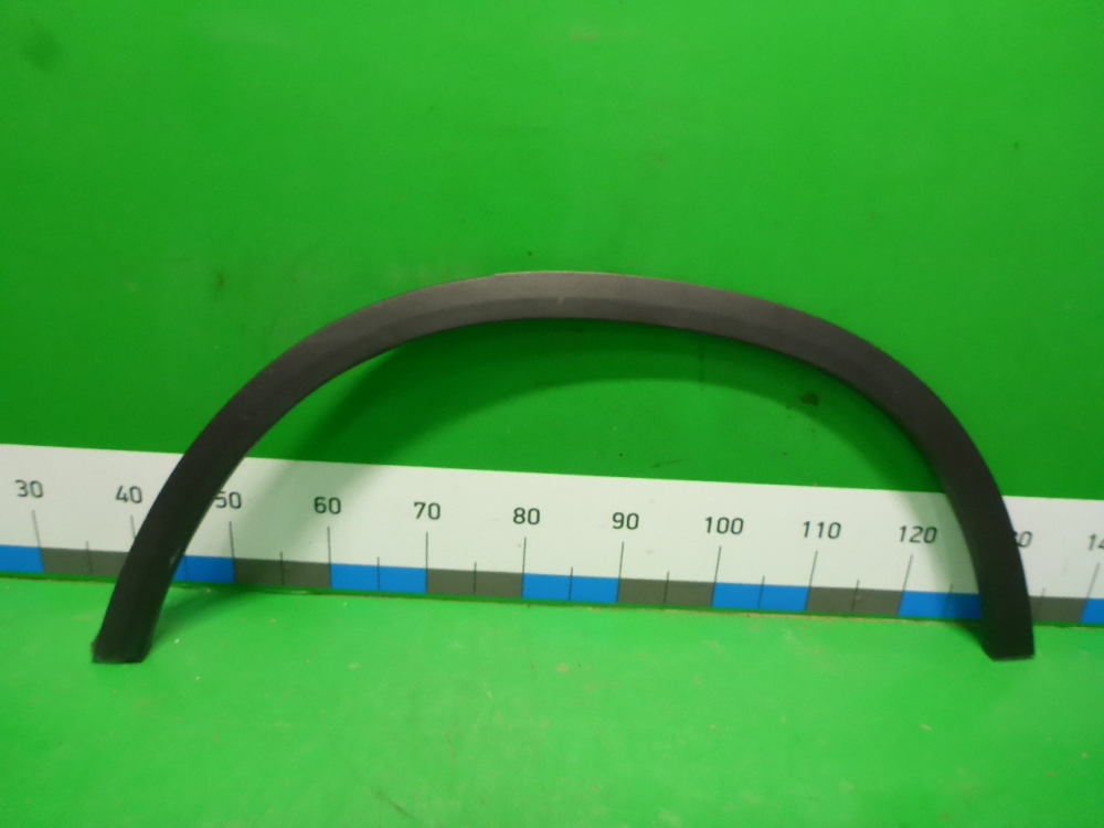 Накладка заднего крыла левого