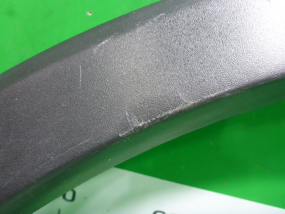 Накладка заднего крыла правого