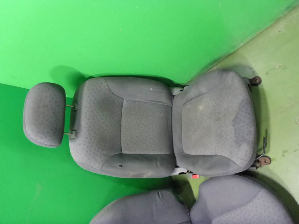 Сиденья комплект