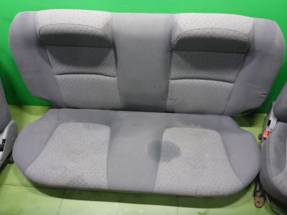 Сиденья комплект