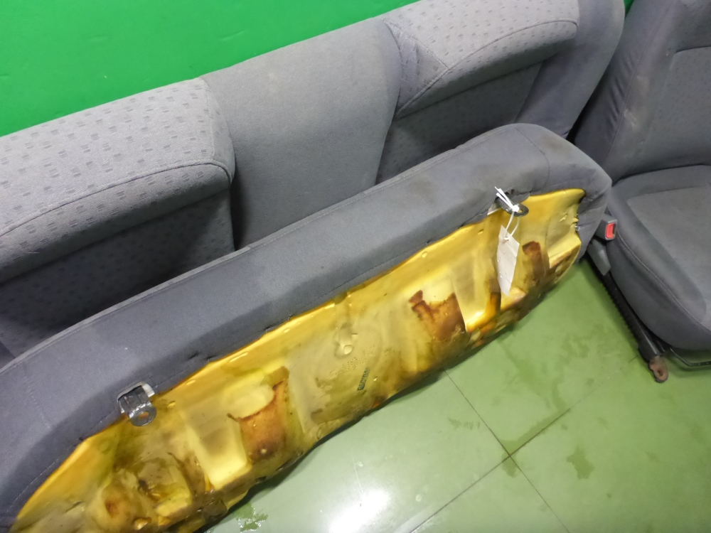 Сиденья комплект