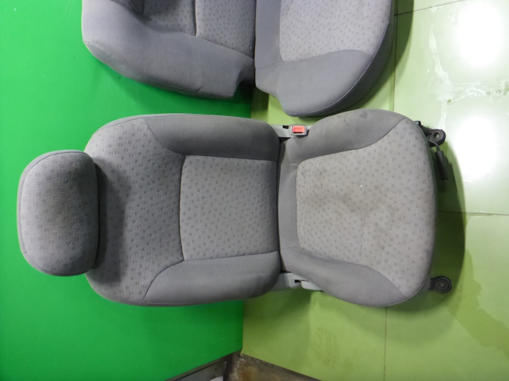 Сиденья комплект