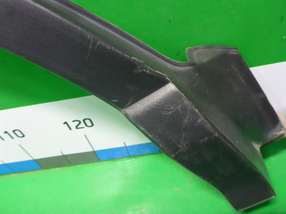 Накладка заднего крыла правого