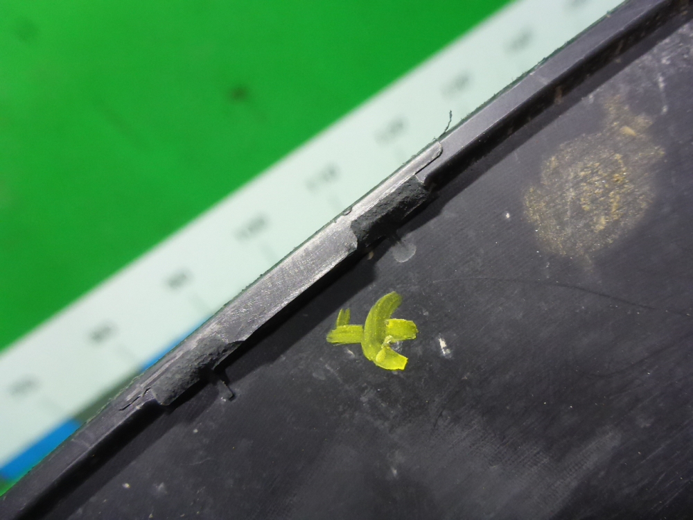 Накладка заднего крыла правого