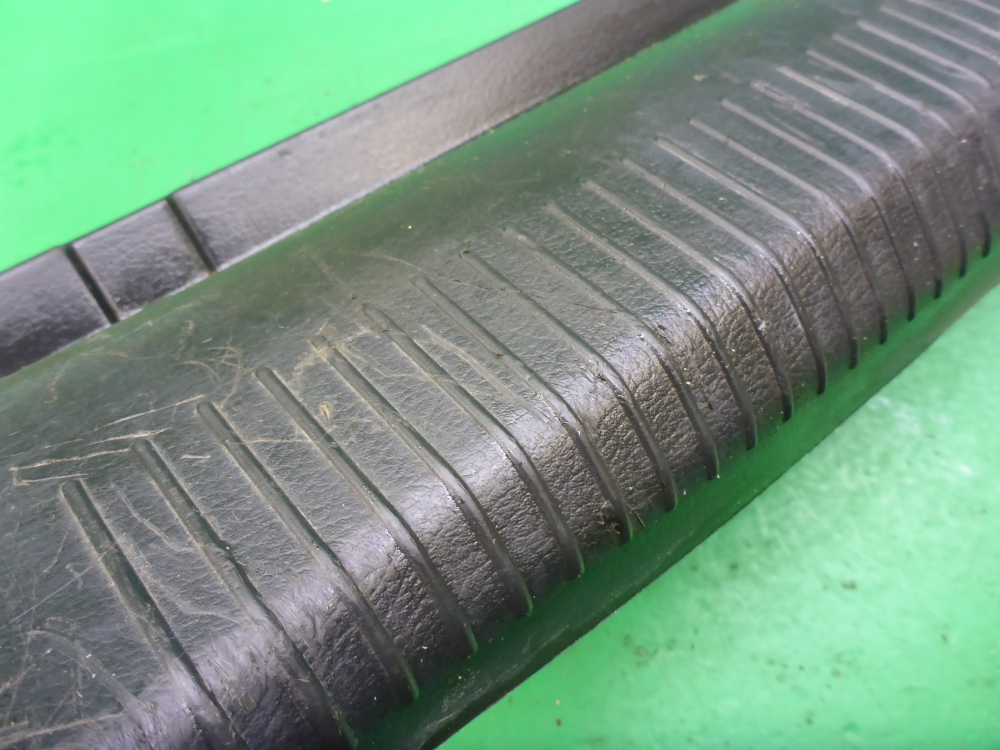 Обшивка багажника