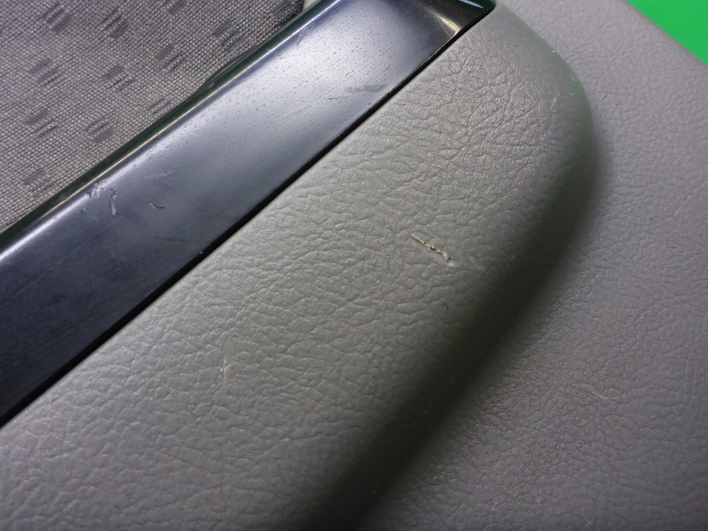 Обшивка двери задней левой