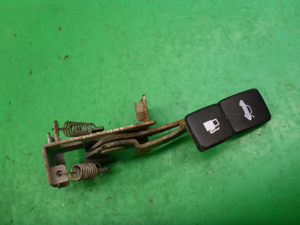 Ручка открывания багажника