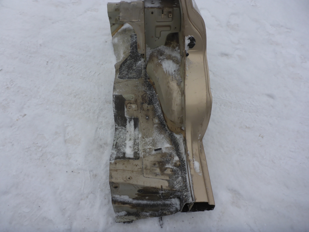 Крыло заднее левое