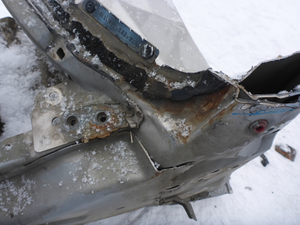 Лонжерон передний левый