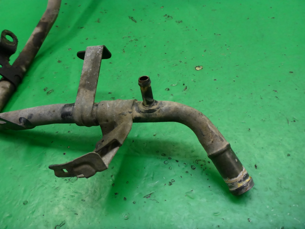 Трубка системы охлаждения