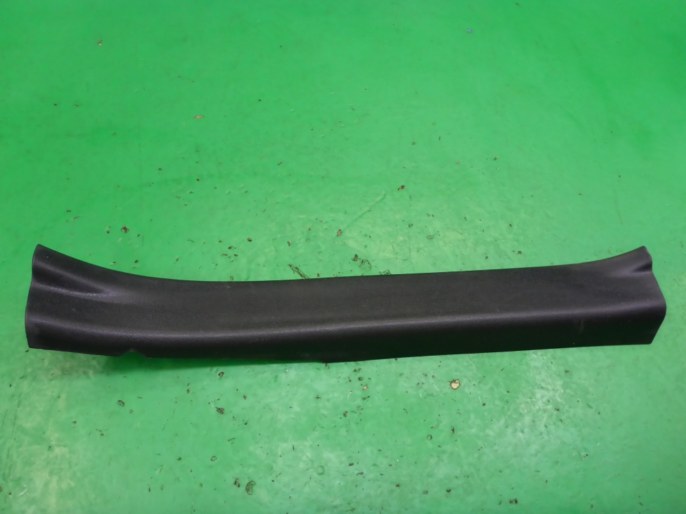 Накладка порога (внутренняя)