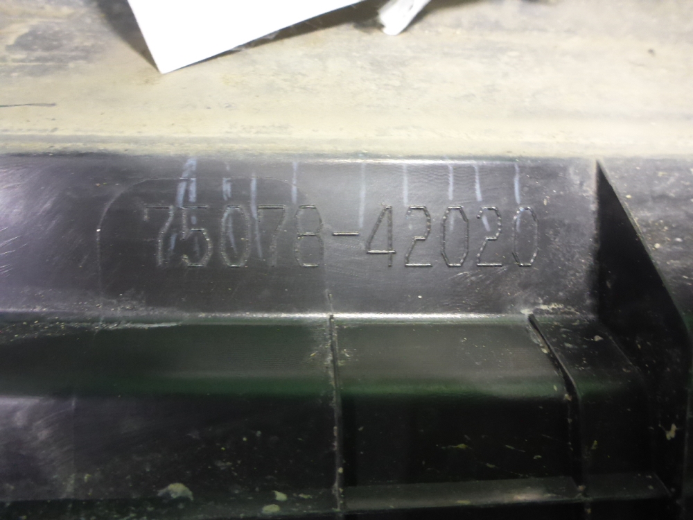 Накладка двери задней левой